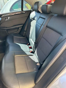 Mercedes-Benz E 220, снимка 8