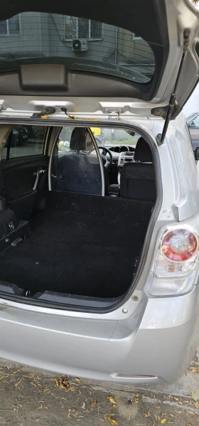 Toyota Corolla Verso, снимка 6