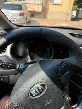 Kia Ceed 1.4/100к.с, снимка 3