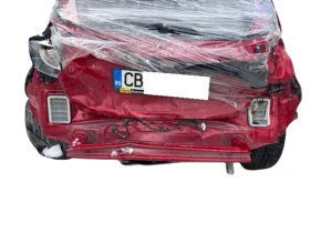 Toyota Yaris 1.5 Hybrid  - 12400 € / 24252.29 лв. - 76629176 4