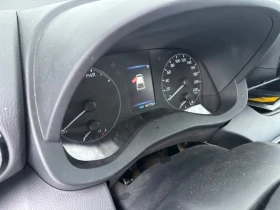 Toyota Yaris 1.5 Hybrid  - 12400 € / 24252.29 лв. - 76629176 7