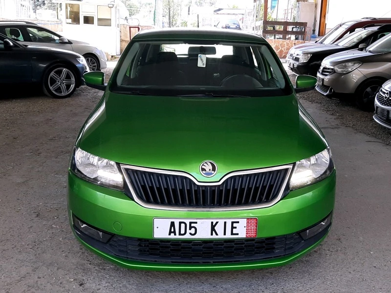 Skoda Rapid 1.0Ti-КЛИМА+ ПОДГРЕВ ! , снимка 2 - Автомобили и джипове - 46546211