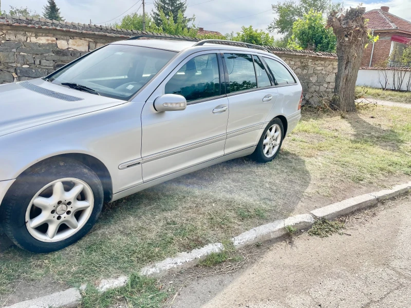 Mercedes-Benz C 220 2.2CDI, снимка 1 - Автомобили и джипове - 47345962