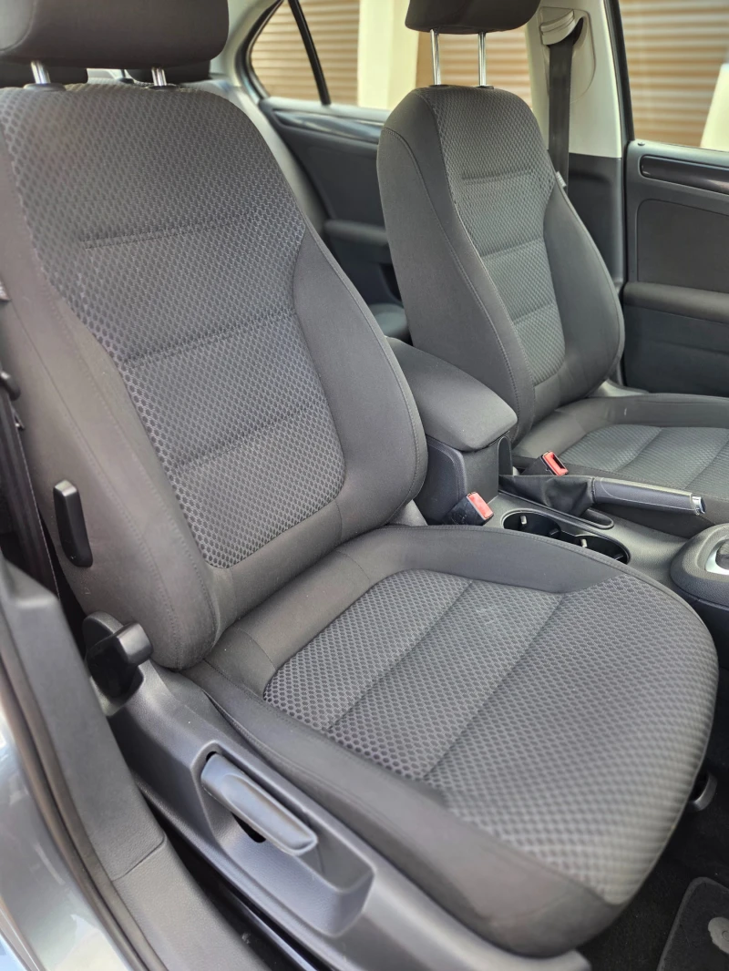 VW Jetta 1.6TDI DSG ANDROID, снимка 9 - Автомобили и джипове - 50641311