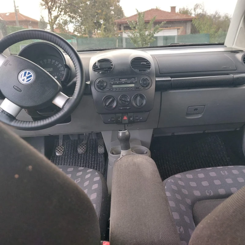 VW Beetle, снимка 8 - Автомобили и джипове - 52623441