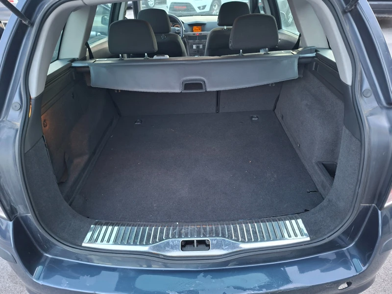 Opel Astra 1.3 TDCi 6 скорости, снимка 10 - Автомобили и джипове - 52503640
