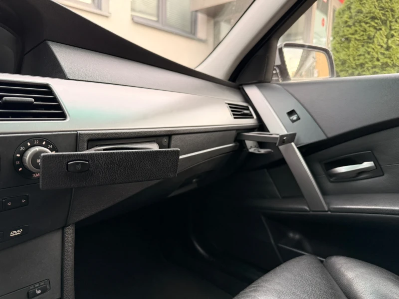 BMW 530, снимка 11 - Автомобили и джипове - 52666601