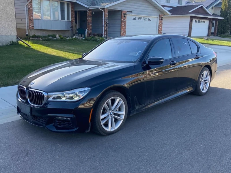 BMW 750 * 750i xDrive * CARFAX * ЦЕНА ДО БГ