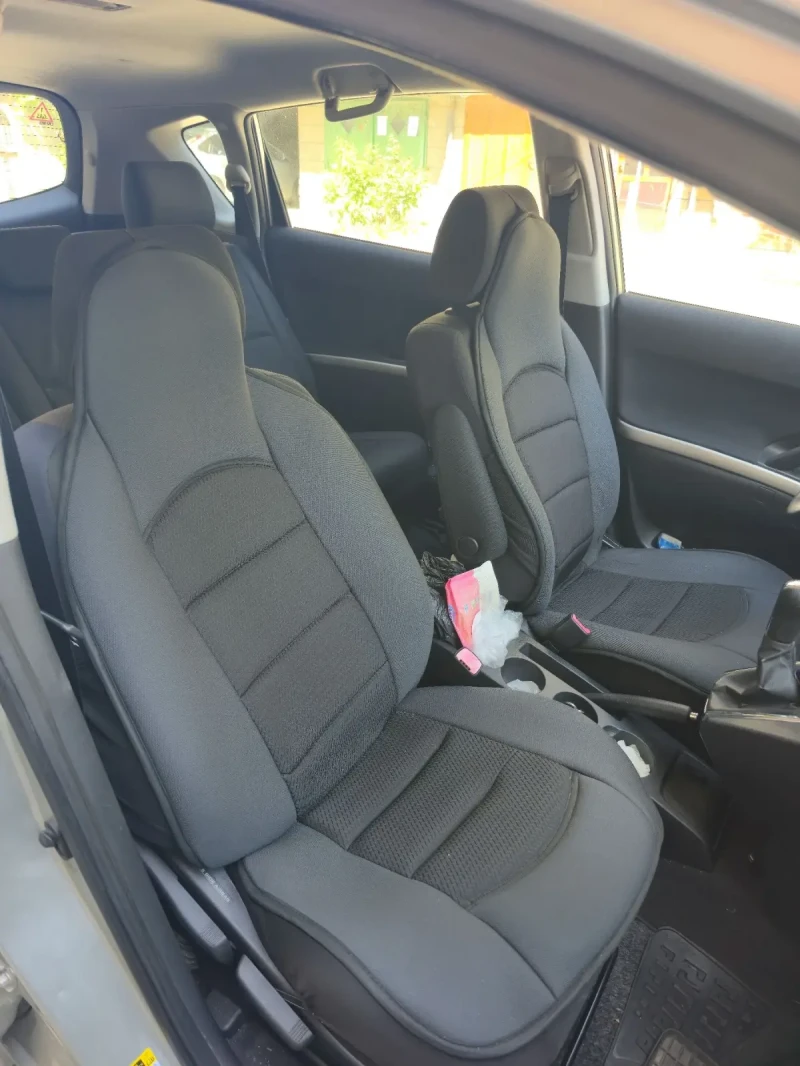 Toyota Corolla verso 1.8VVTI, снимка 11 - Автомобили и джипове - 53282767