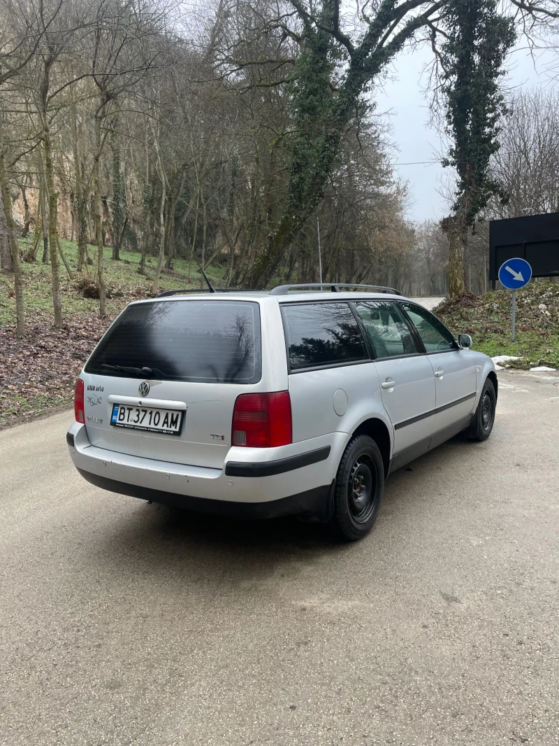 VW Passat 1.9 110hp, снимка 4 - Автомобили и джипове - 53464947