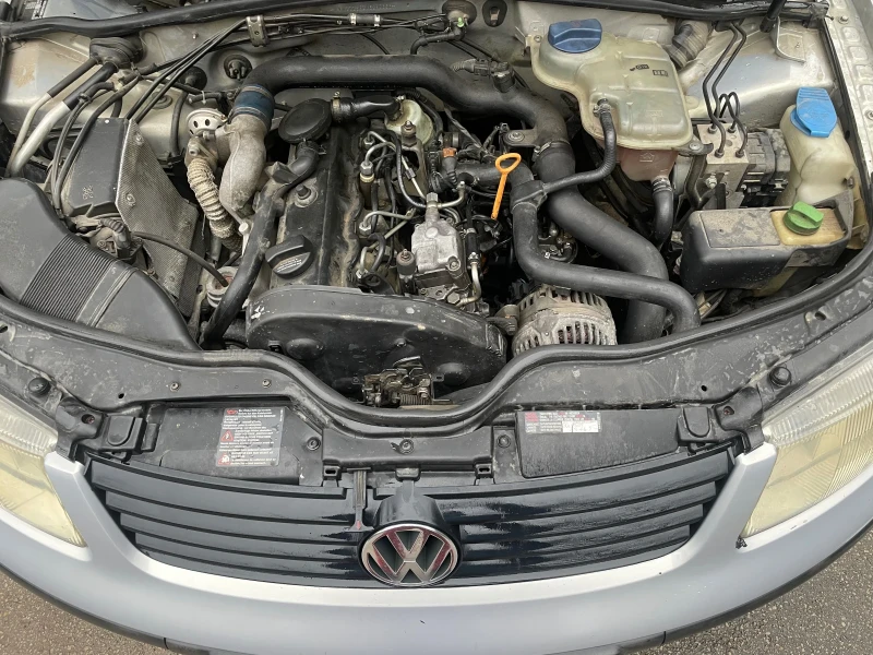 VW Passat 1.9 110hp, снимка 8 - Автомобили и джипове - 53464947