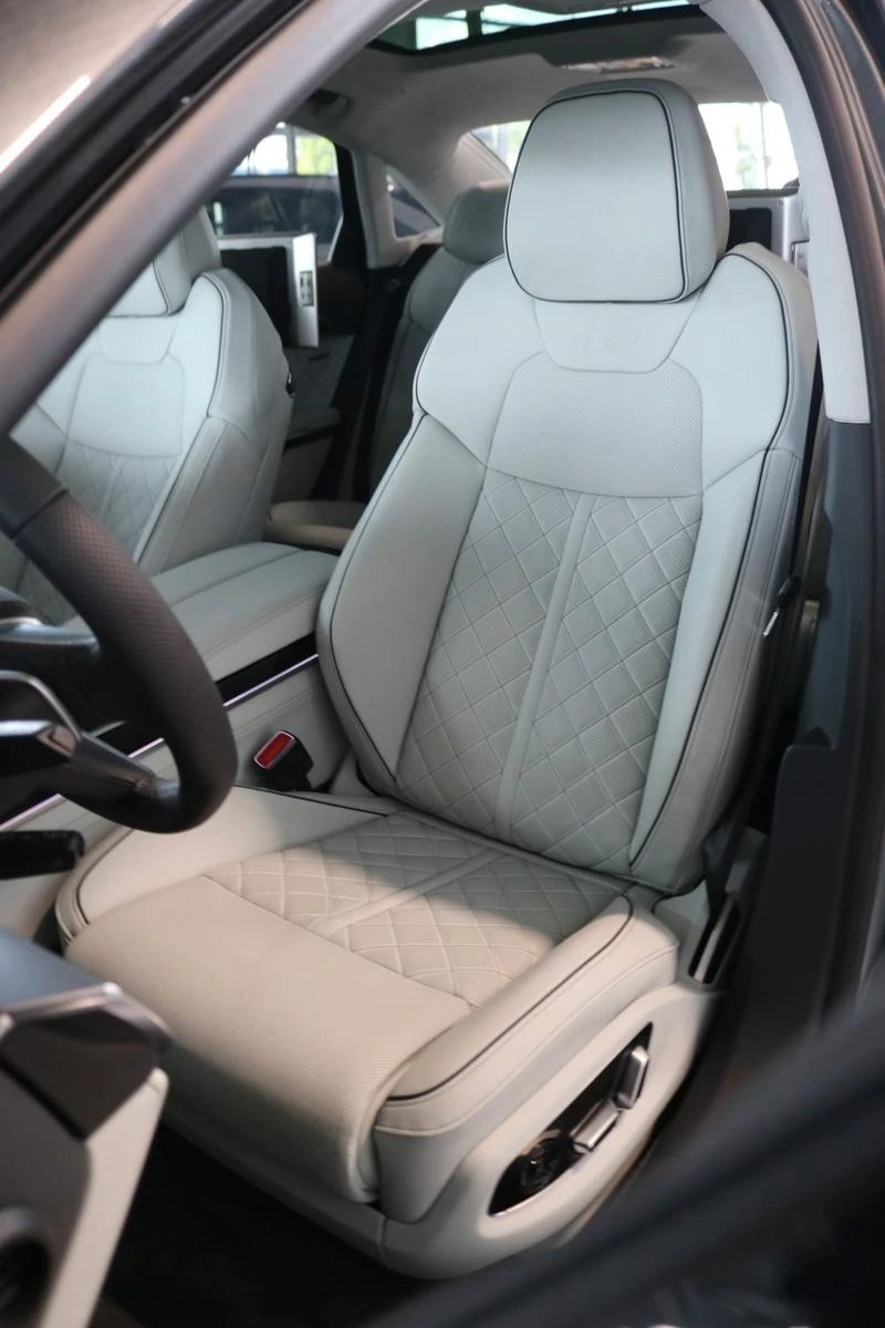 Audi A8 60 TFSI LONG S-LINE B&O TV MATRIX DESIGN-SELECTION - изображение 8