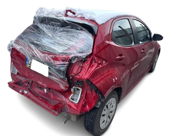 Toyota Yaris 1.5 Hybrid , снимка 3 - Автомобили и джипове - 53362781