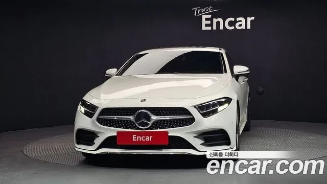 Mercedes-Benz CLS 300, снимка 3 - Автомобили и джипове - 54908504