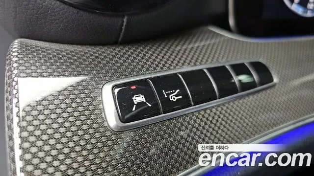 Mercedes-Benz CLS 300, снимка 7 - Автомобили и джипове - 54908504