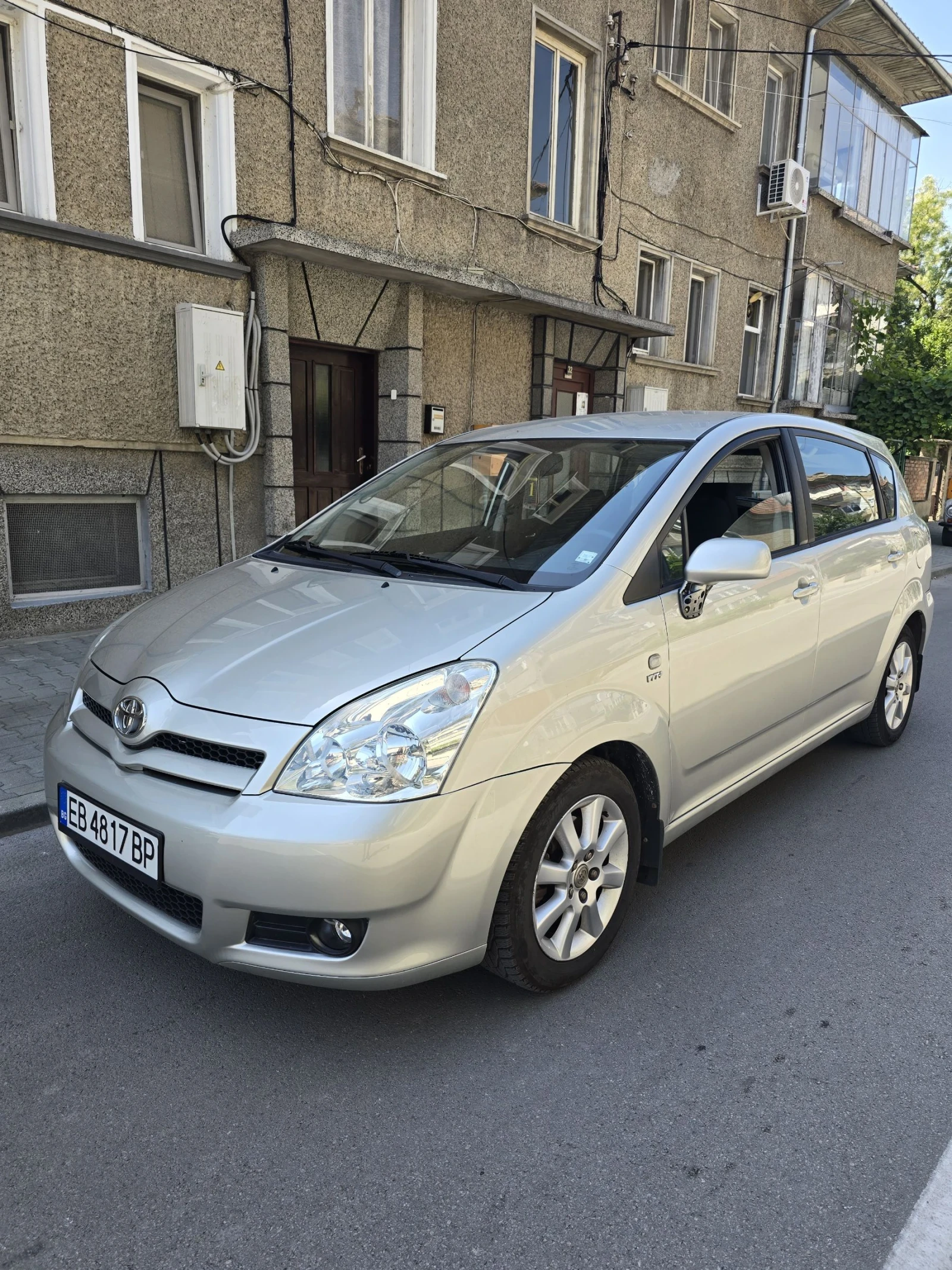 Toyota Corolla verso 1.8VVTI, снимка 1