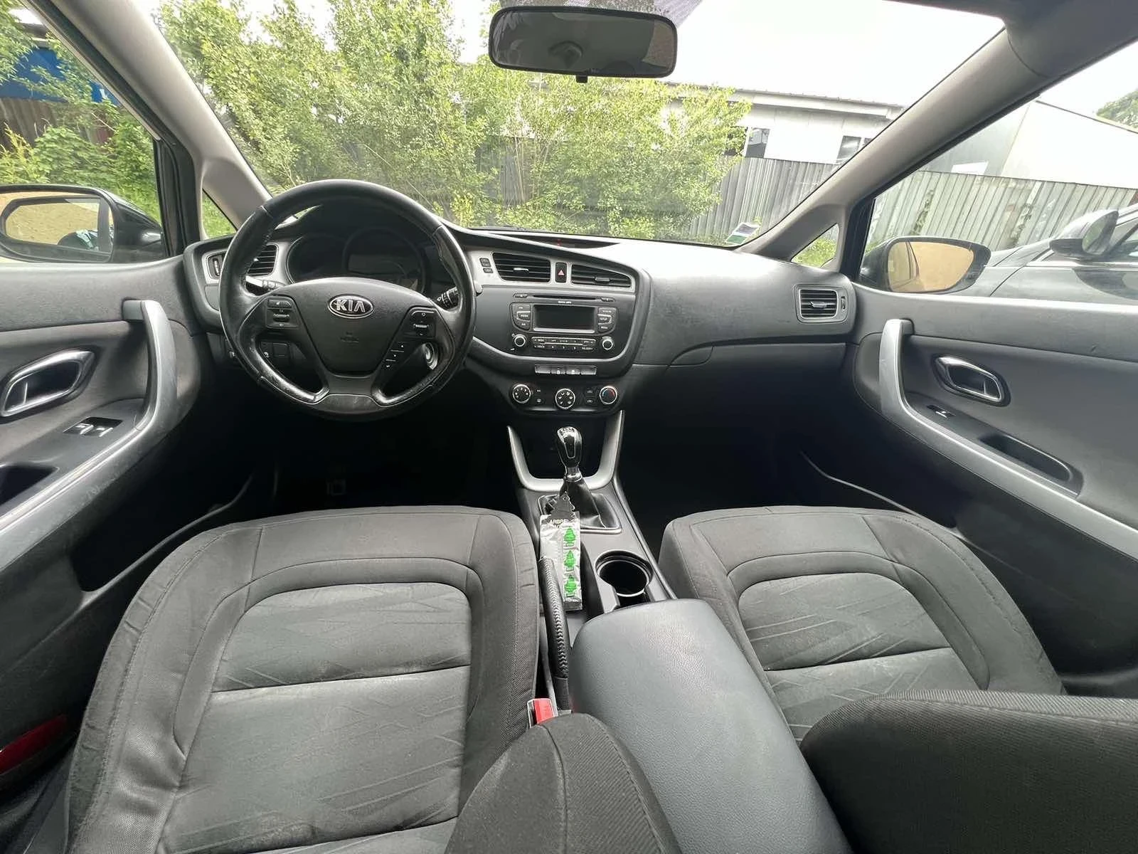 Kia Ceed 1.4/100к.с - изображение 6