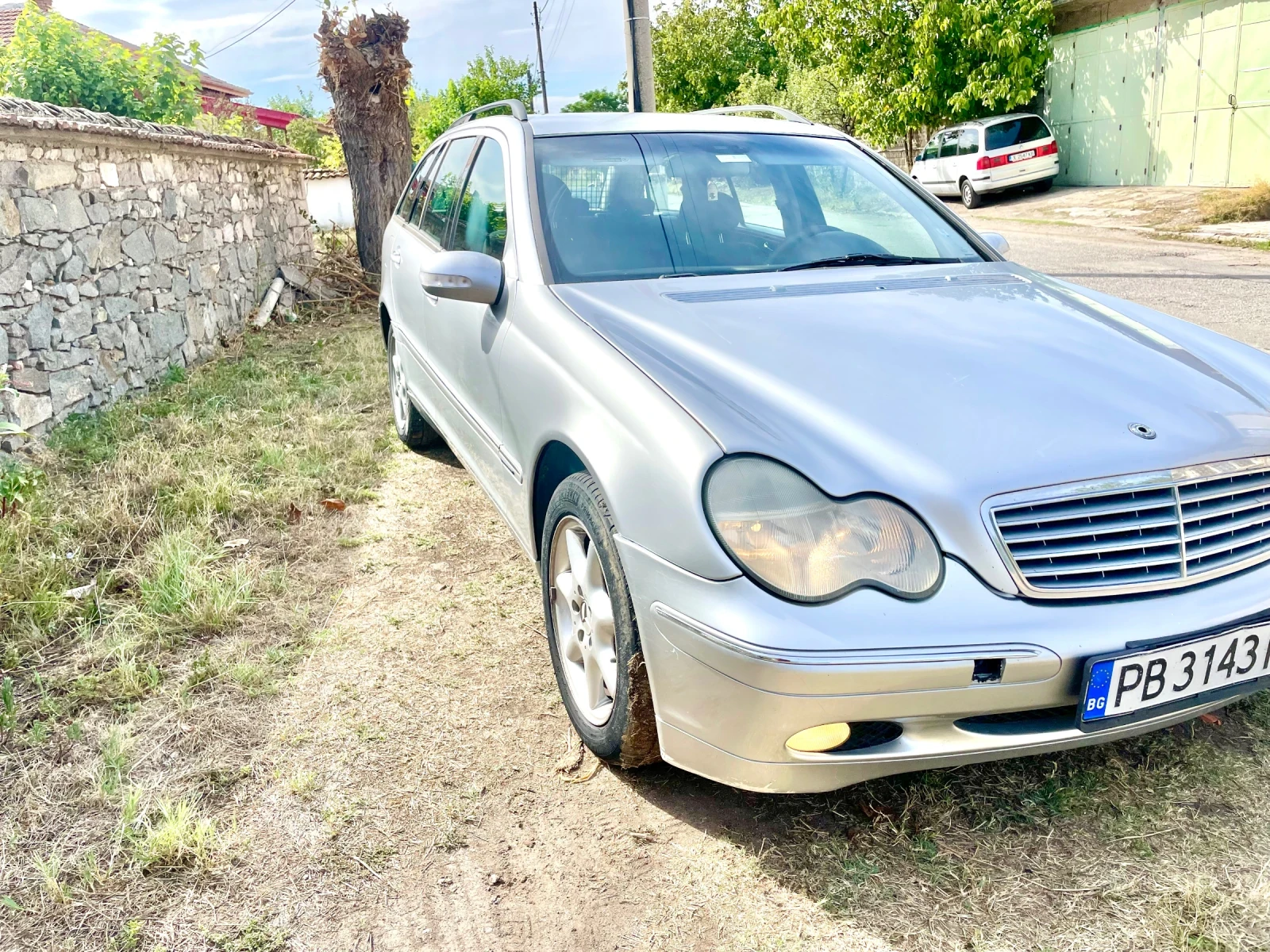 Mercedes-Benz C 220 2.2CDI - изображение 3