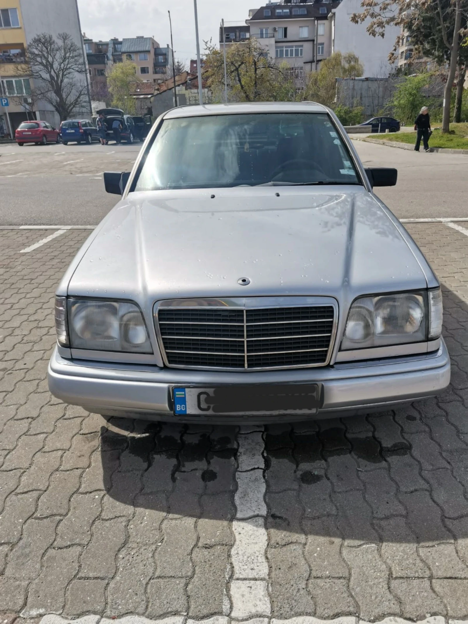 Mercedes-Benz E 200 | Mobile.bg   1