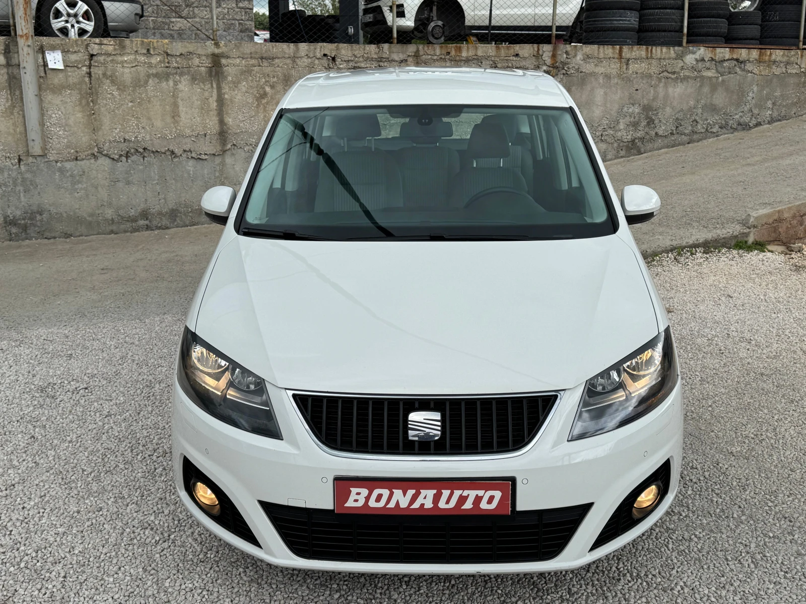 Seat Alhambra 2.0TDI - изображение 2