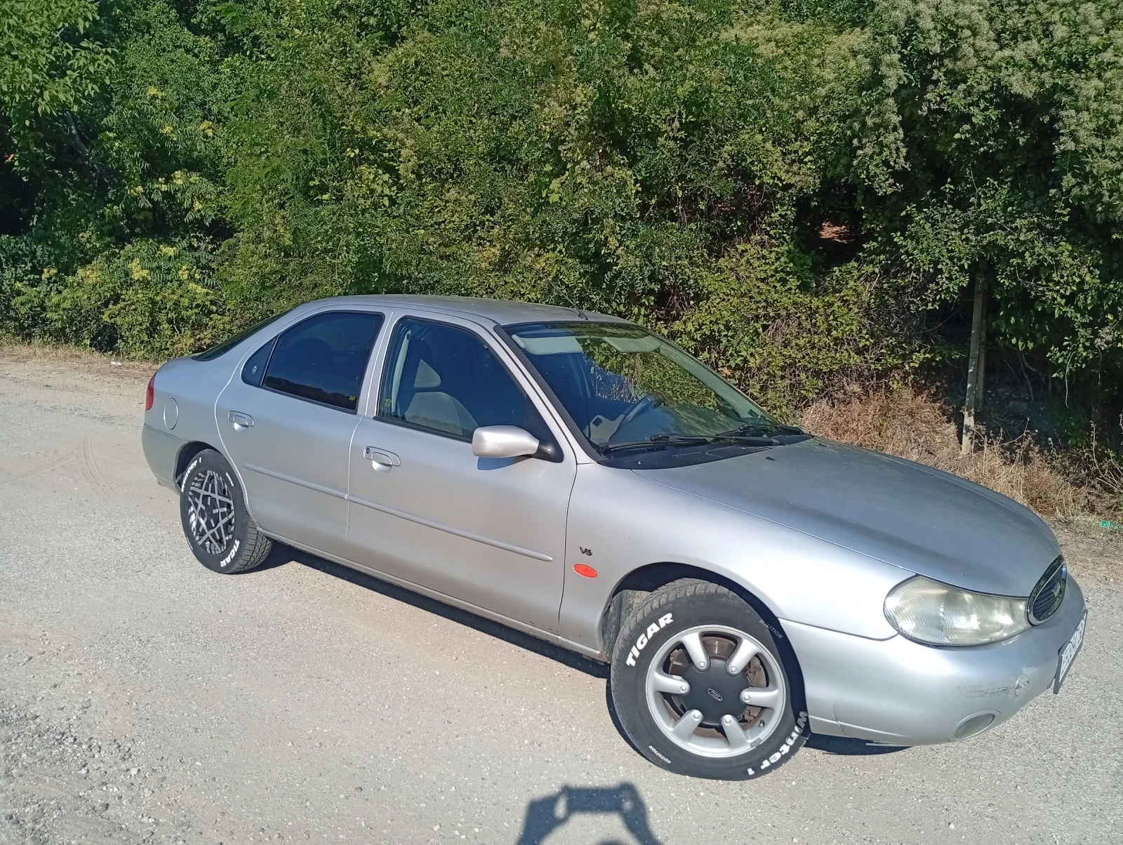 Ford Mondeo 2.5 V6 24W - изображение 3