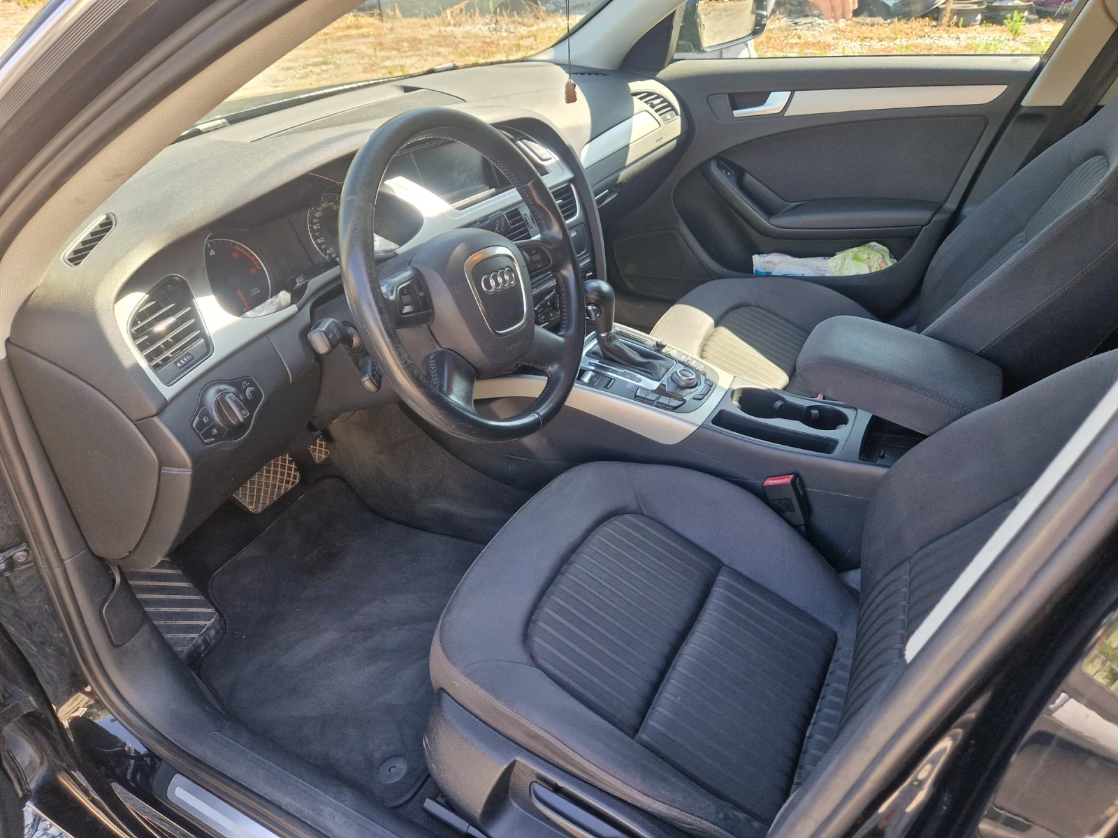 Audi A4 2.0TDI, 143кс, avt, nav, full - изображение 8