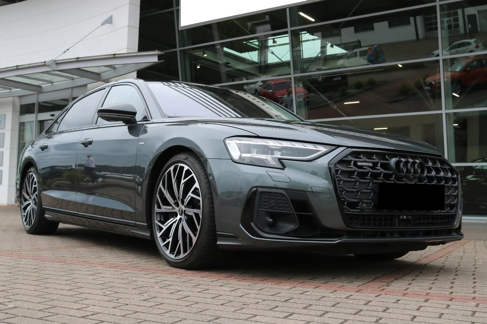 Audi A8 60 TFSI LONG S-LINE B&O TV MATRIX DESIGN-SELECTION - изображение 3
