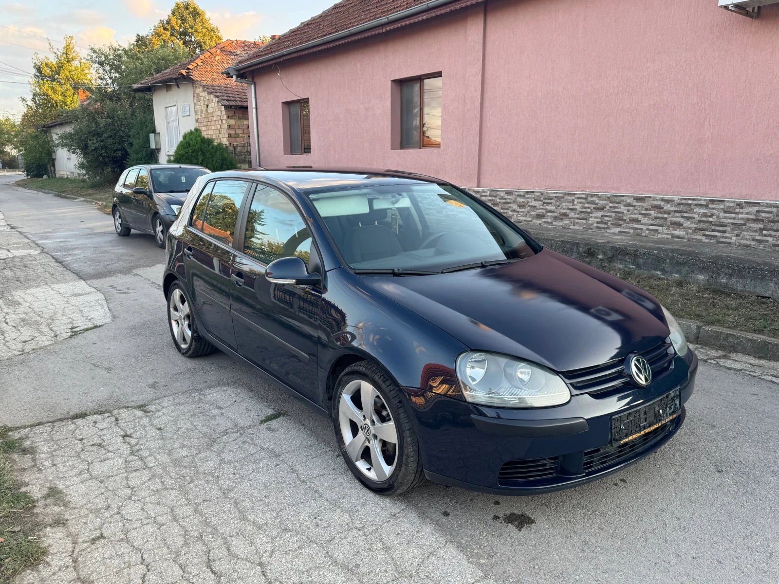 VW Golf 5 1.6FSI 6 Степенна - изображение 2