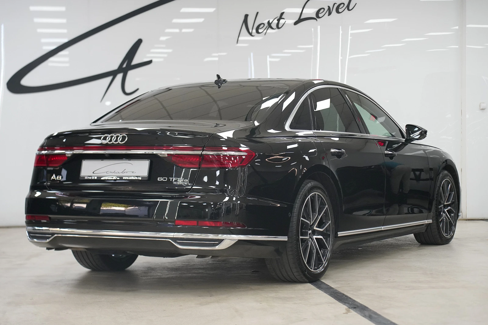 Audi A8 60 TFSI e-tron Quattro - изображение 6