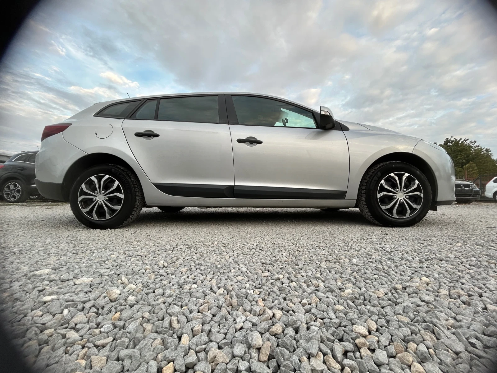 Renault Megane 1.5DCi/EURO 5B/90K.C./НОВ ВНОС - изображение 7