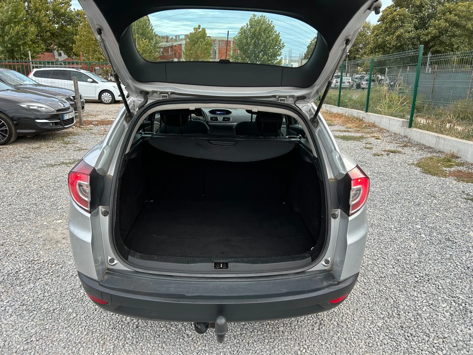 Renault Megane 1.5DCi/EURO 5B/90K.C./НОВ ВНОС | Mobile.bg — изображение 14