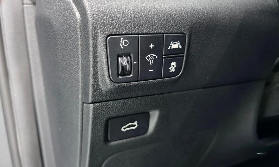 Kia K5 | Mobile.bg   13