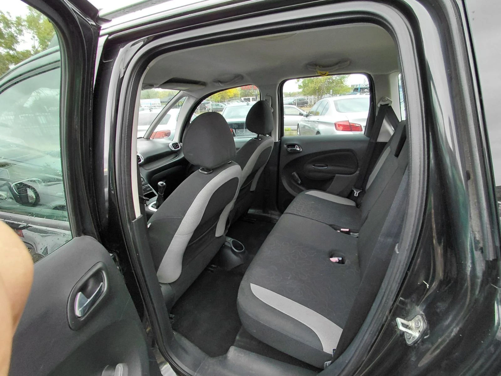 Citroen C4 Picasso 1.4 бензин - изображение 3