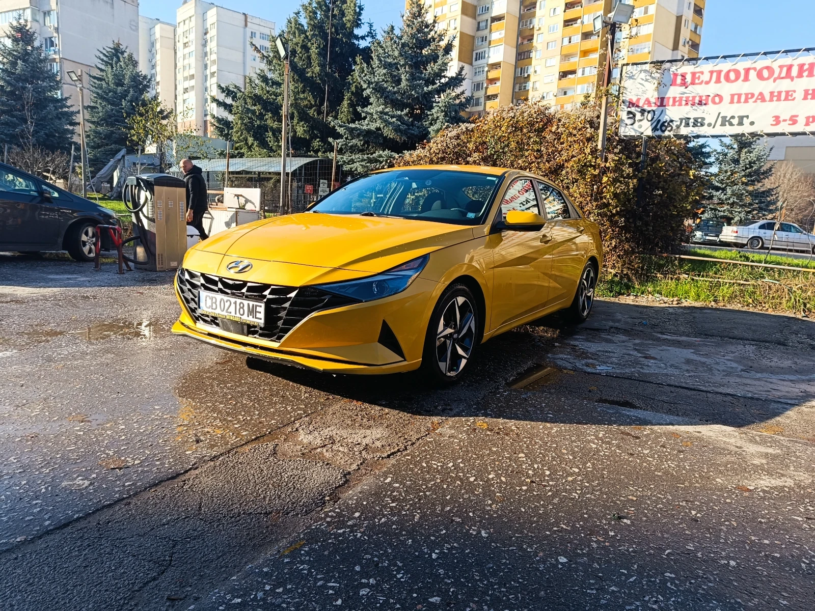 Hyundai Elantra 2.0 - изображение 3
