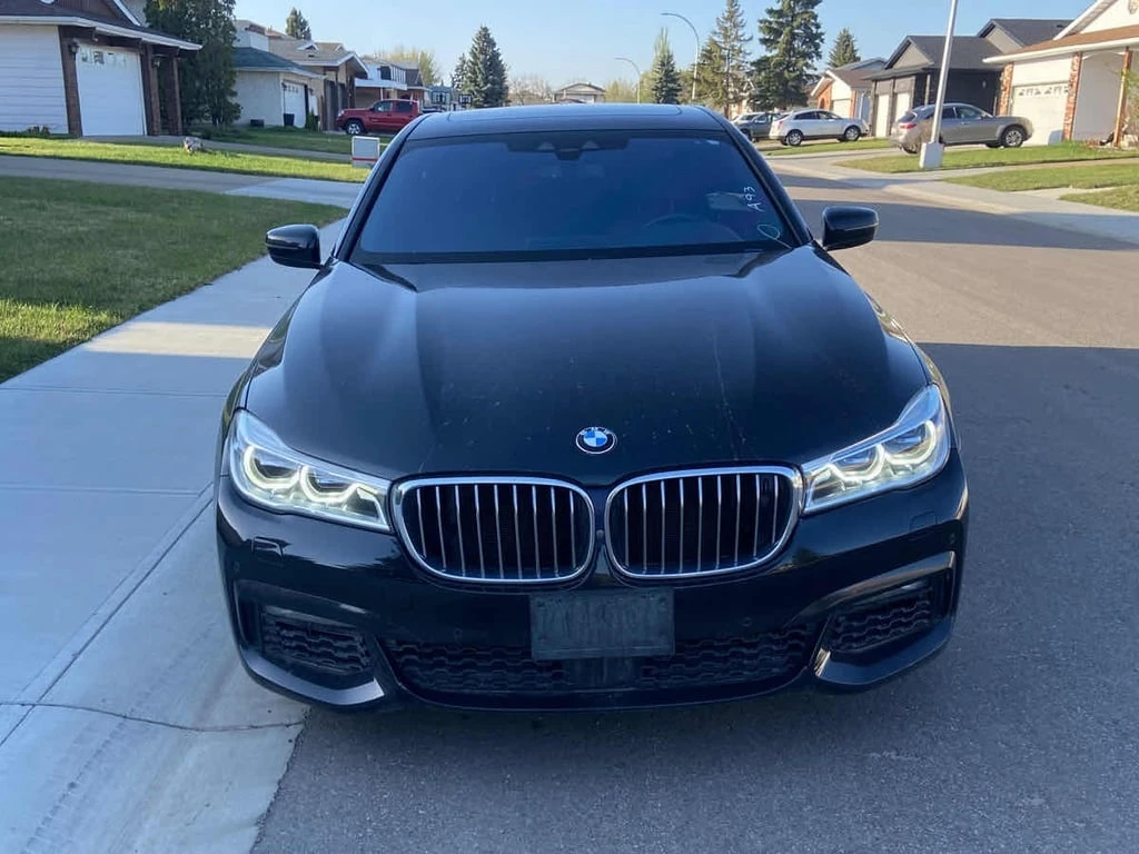 BMW 750 * 750i xDrive * CARFAX * ЦЕНА ДО БГ - изображение 2