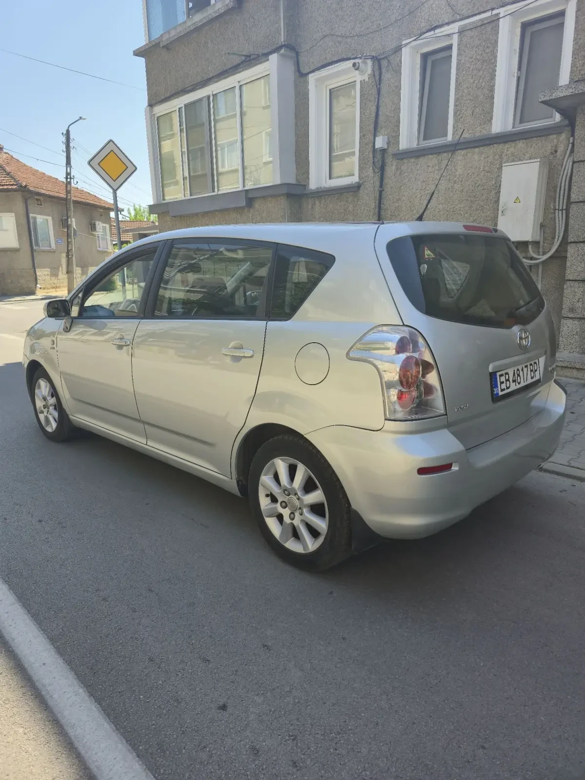 Toyota Corolla verso 1.8VVTI - изображение 5