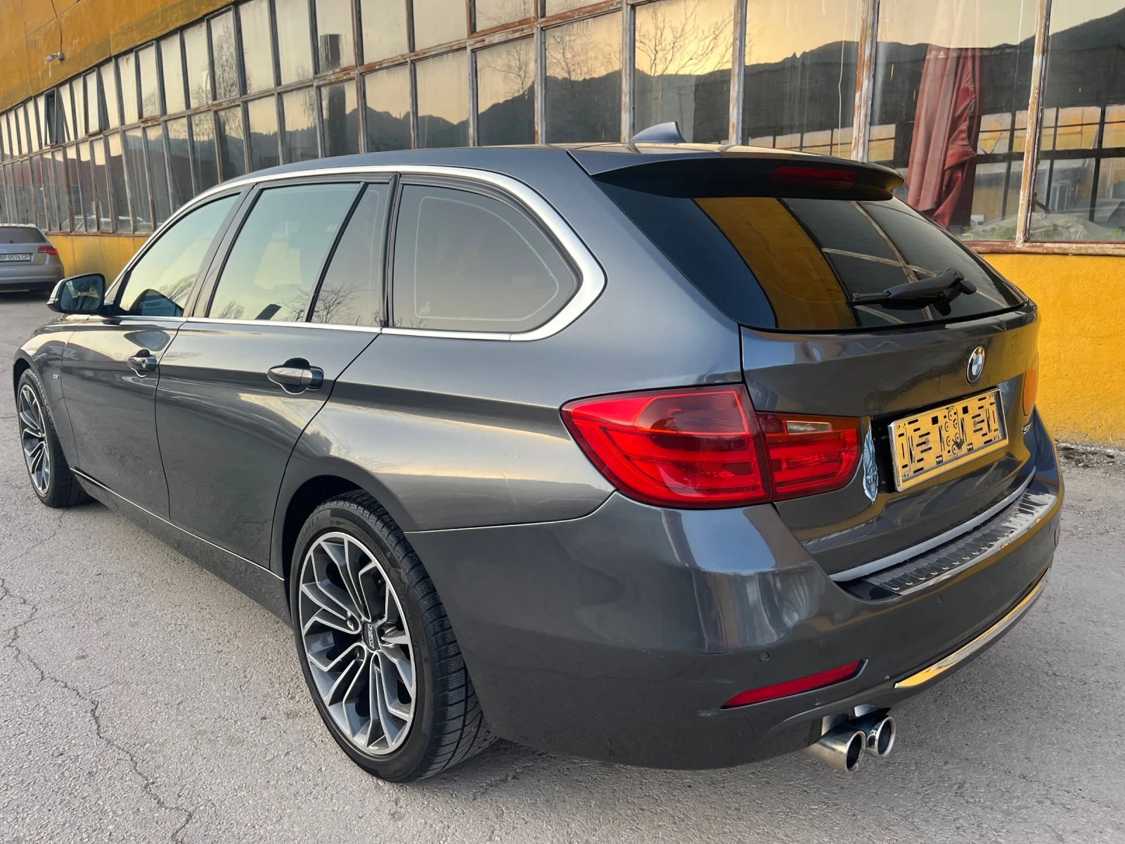 BMW 318 Luxury* ИТАЛИЯ, снимка 3 - Автомобили и джипове - 53952567