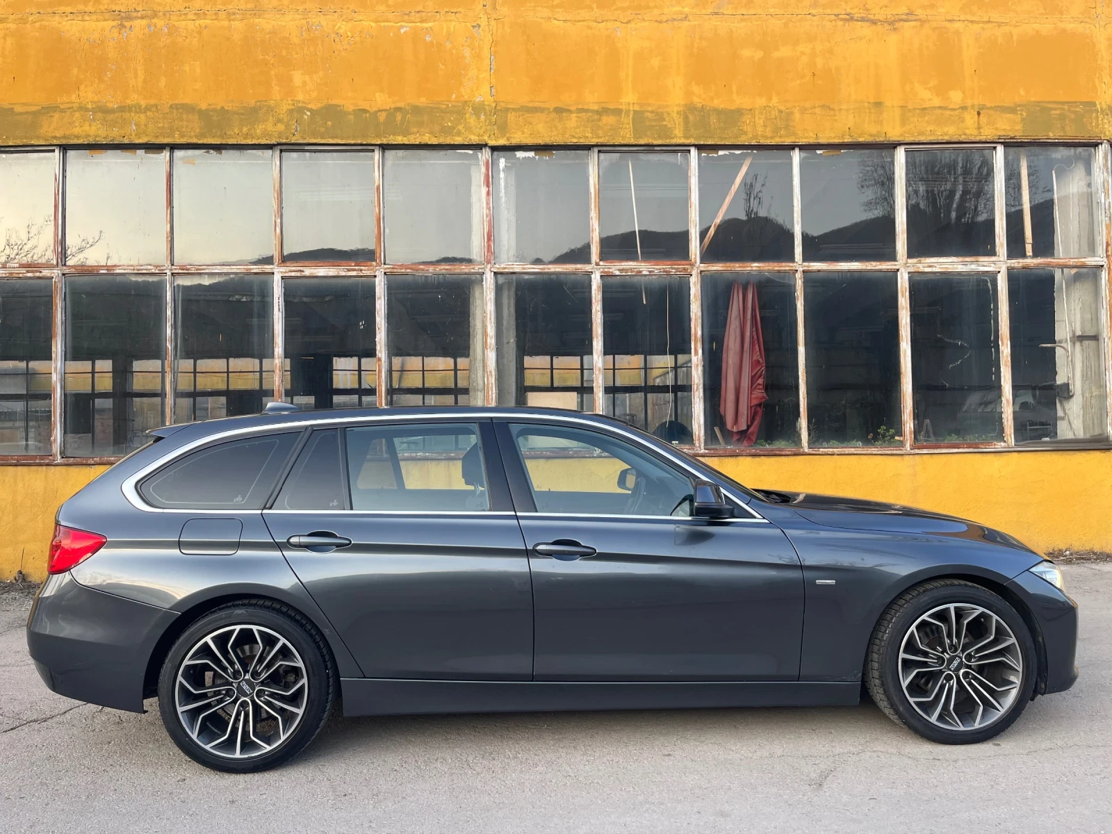 BMW 318 Luxury* ИТАЛИЯ, снимка 6 - Автомобили и джипове - 53952567