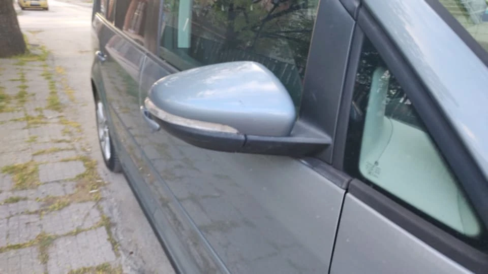 VW Touran 1.9 105 �.� | Mobile.bg � ����������� 11