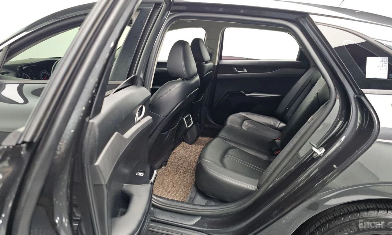Kia K5 2.0* PRESTIGE* ПОДГРЕВ* ОБДУХВАНЕ* КАМЕРА* КЕЙЛЕС*, снимка 14 - Автомобили и джипове - 54642224