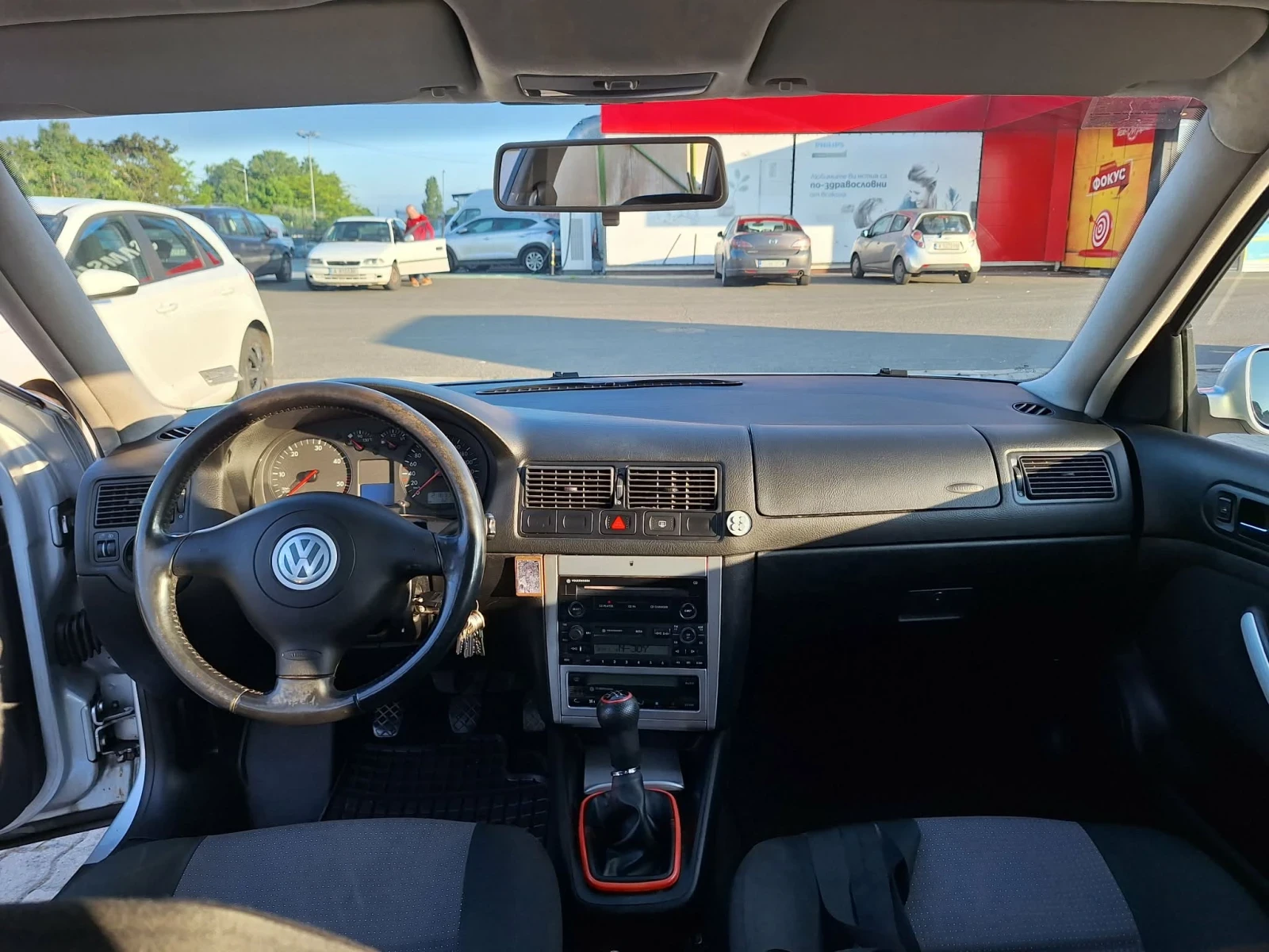 VW Golf, снимка 5 - Автомобили и джипове - 54653588