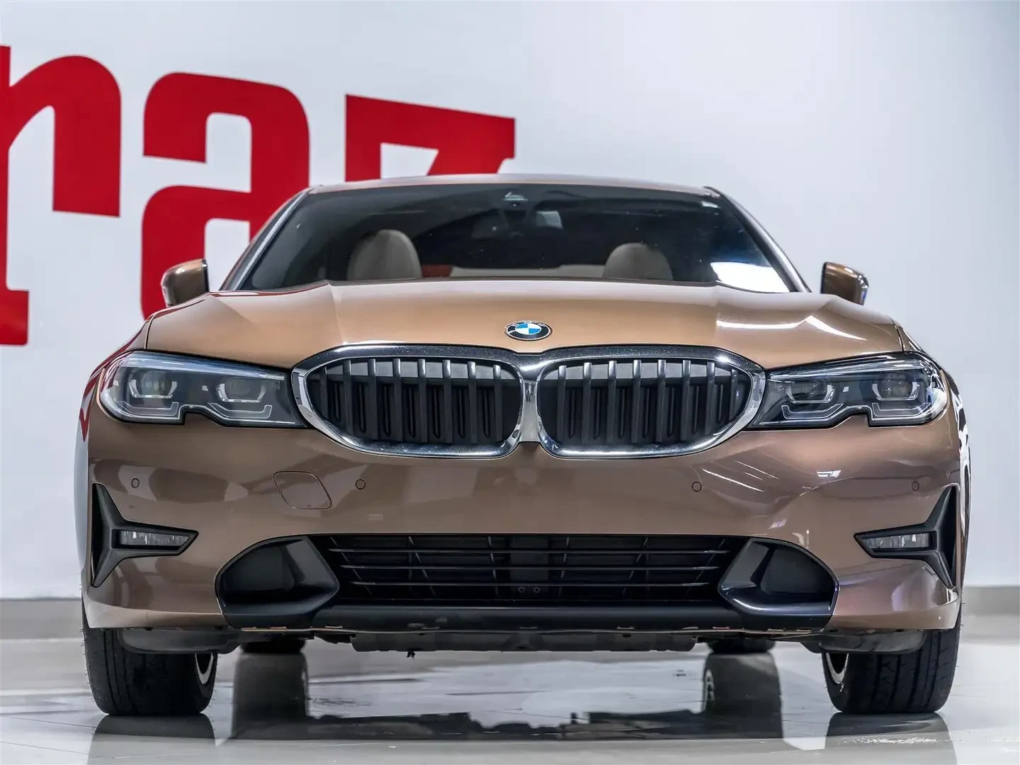 BMW 330 xDrive, снимка 2 - Автомобили и джипове - 54946164