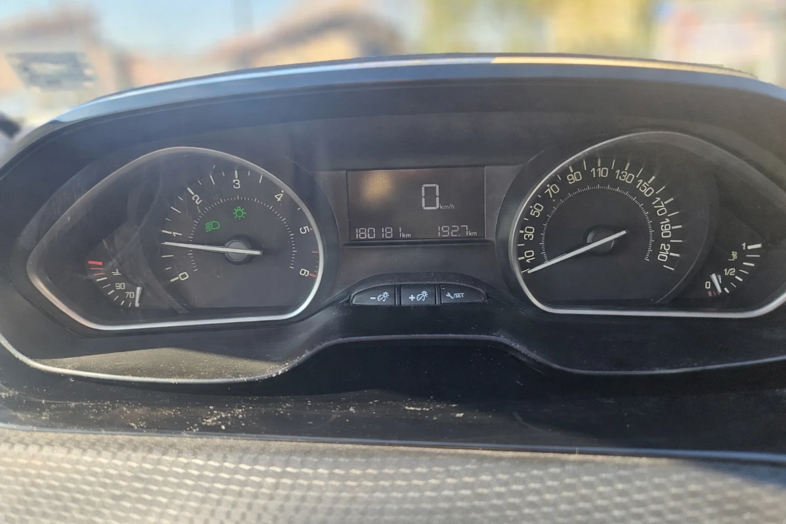 Peugeot 2008, снимка 7 - Автомобили и джипове - 55149289