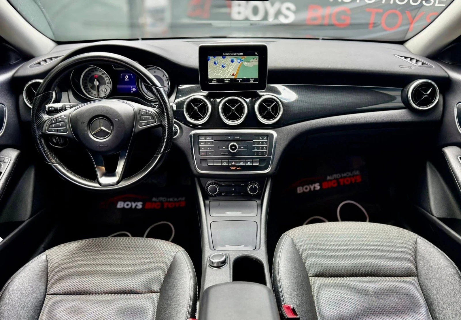 Mercedes-Benz CLA 200 Shooting Brake Sport   Black Edition, снимка 9 - Автомобили и джипове - 55401844