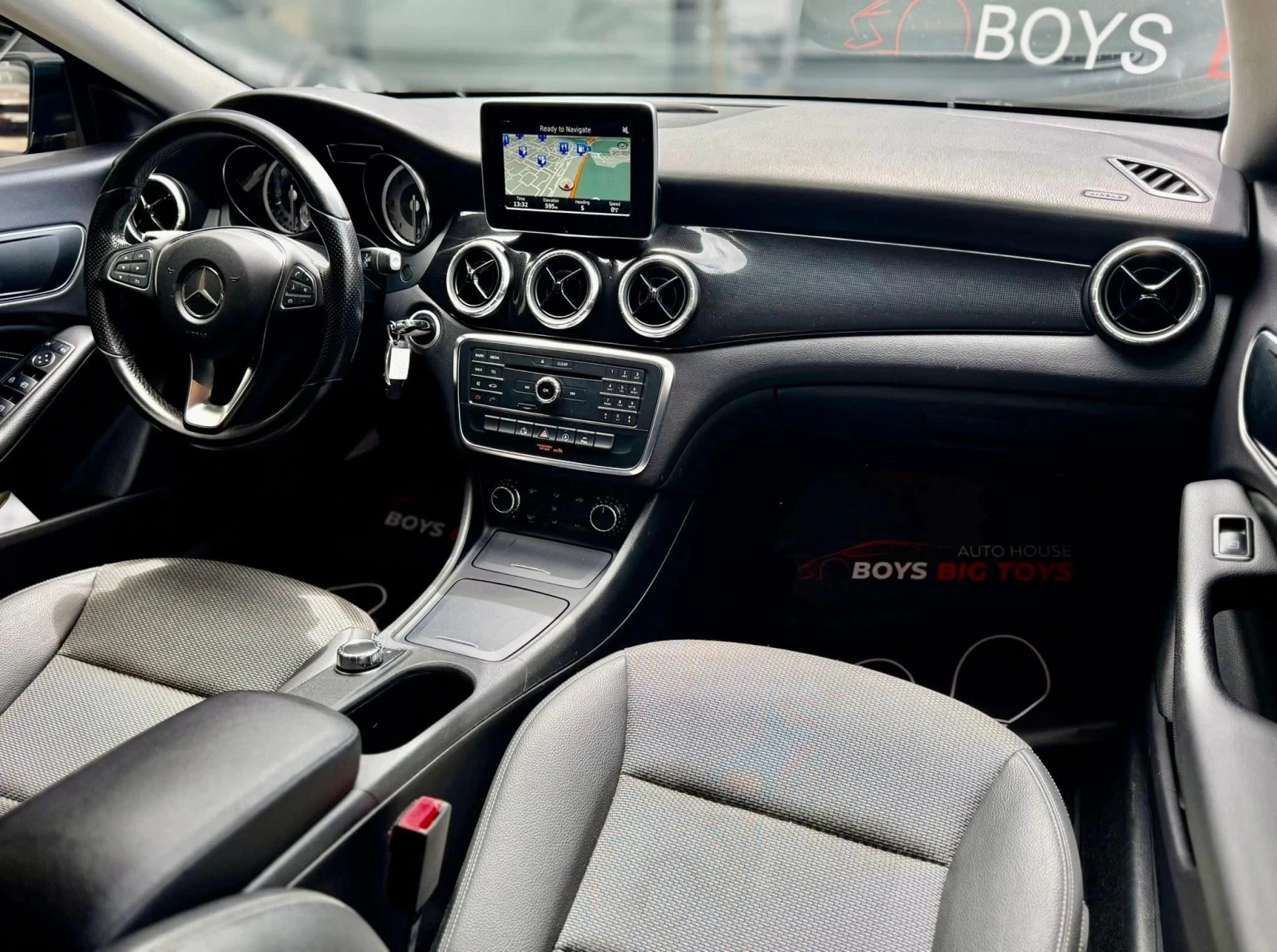 Mercedes-Benz CLA 200 Shooting Brake Sport   Black Edition, снимка 8 - Автомобили и джипове - 55401844