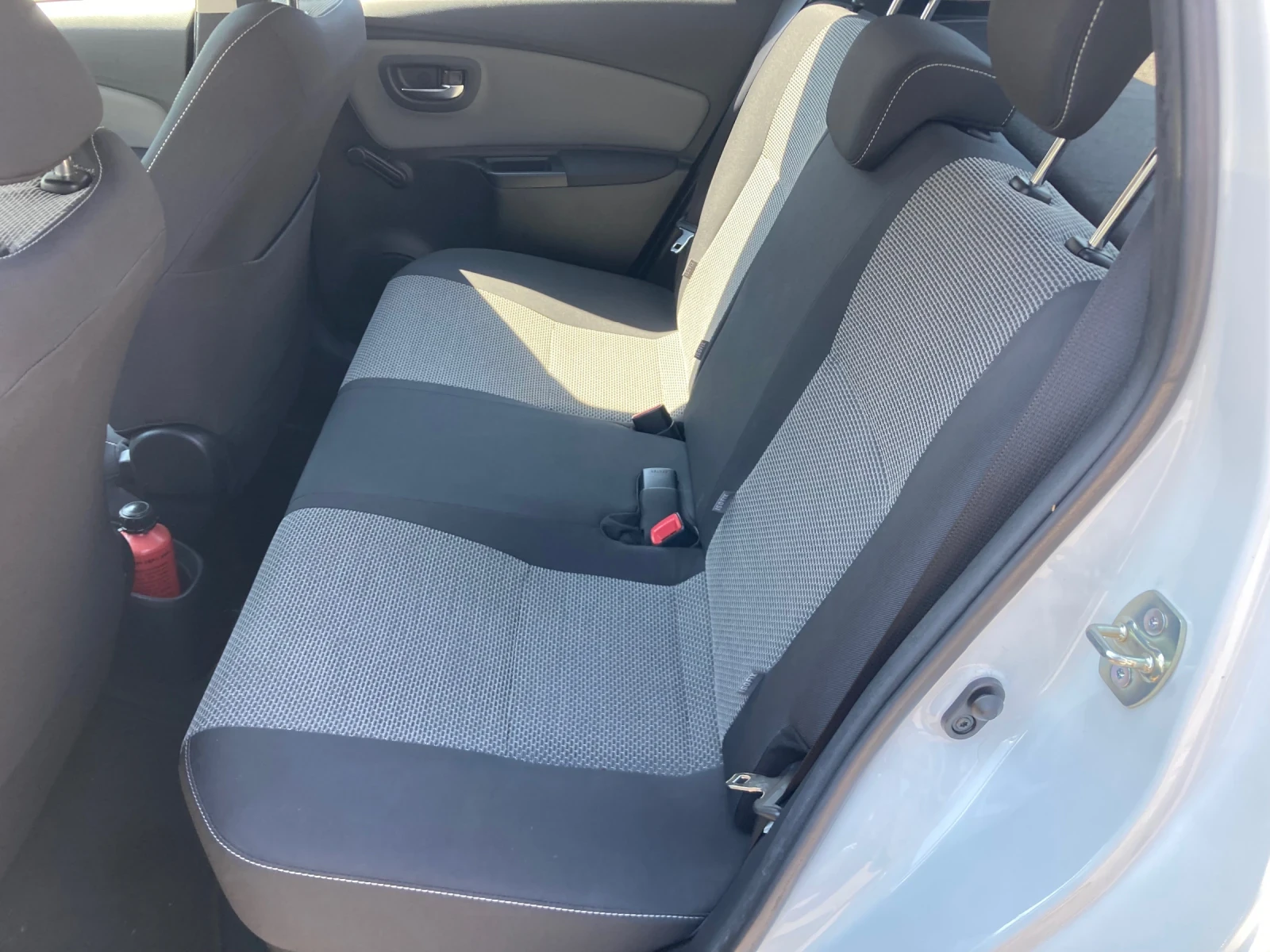 Toyota Yaris 1.5 Hibrid 115000km Evro 6, снимка 15 - Автомобили и джипове - 55543199