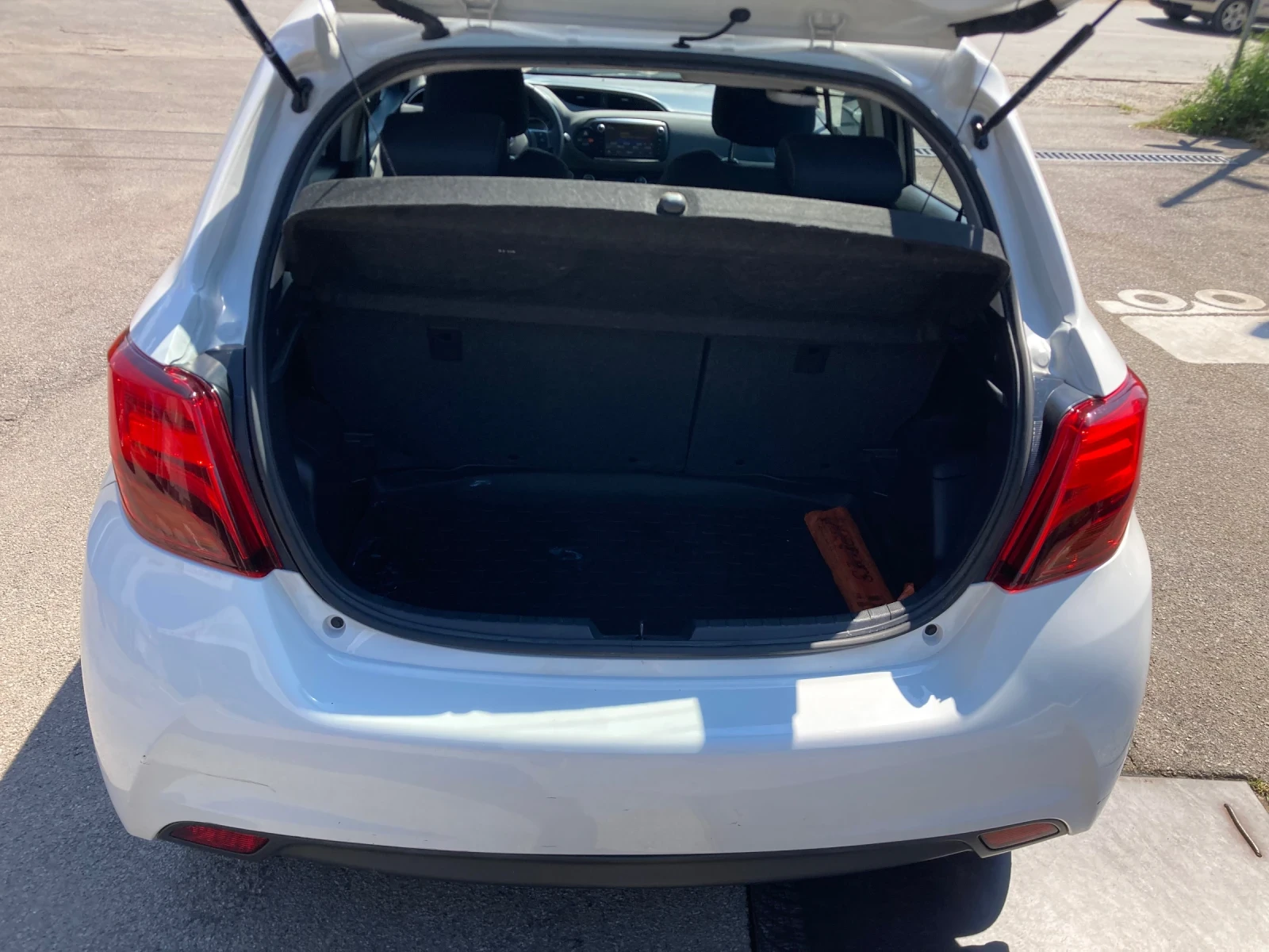Toyota Yaris 1.5 Hibrid 115000km Evro 6, снимка 7 - Автомобили и джипове - 55543199