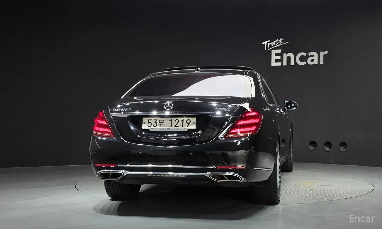 Mercedes-Benz Maybach * S560 4MATIC * АВТОКРЕДИТ БЕЗ ПЪРВОНАЧАЛНА ВНОСКА, снимка 4 - Автомобили и джипове - 56105162
