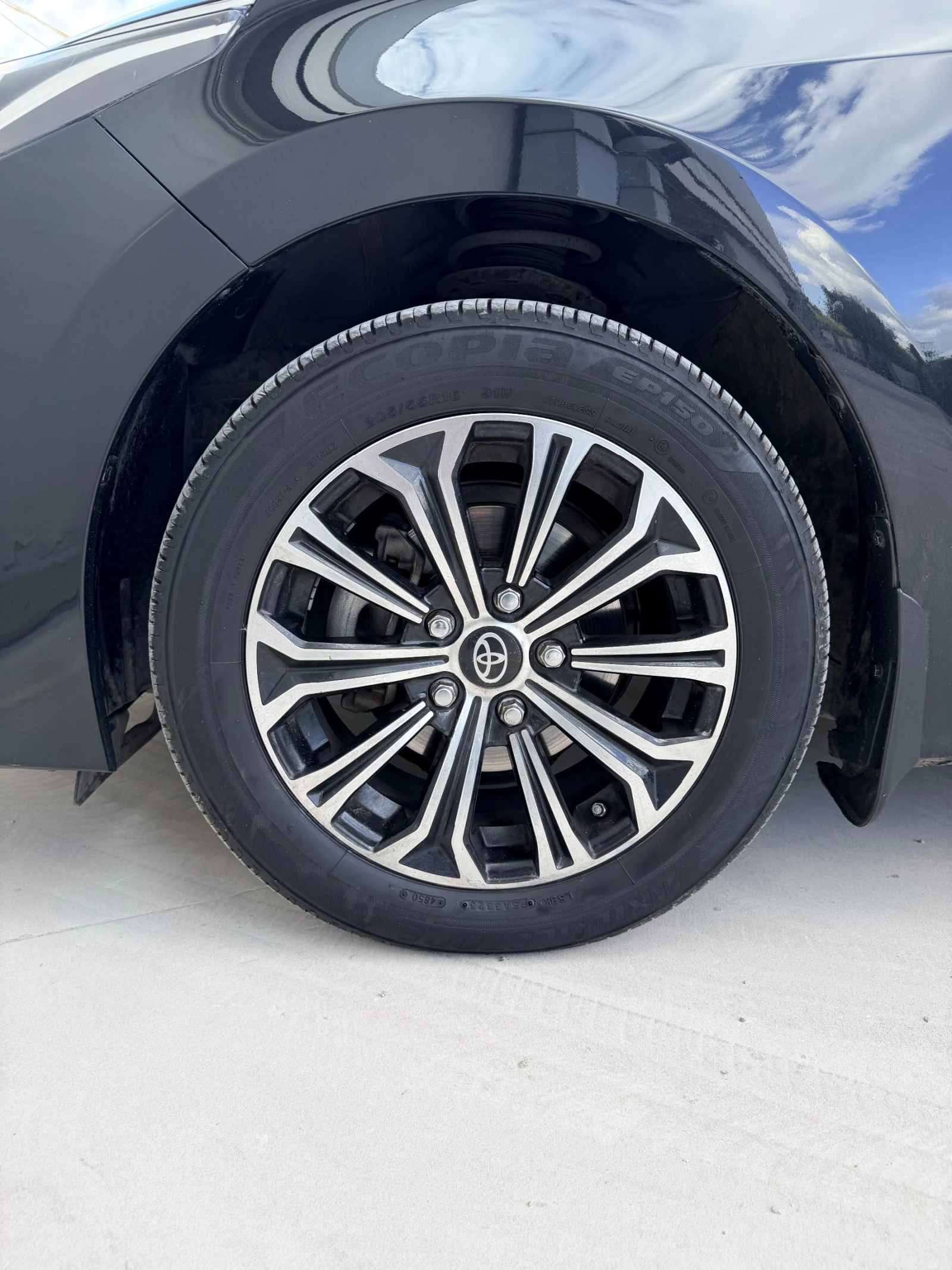 Toyota Corolla 1.6i с ГАЗ Anniversary, снимка 10 - Автомобили и джипове - 56202658