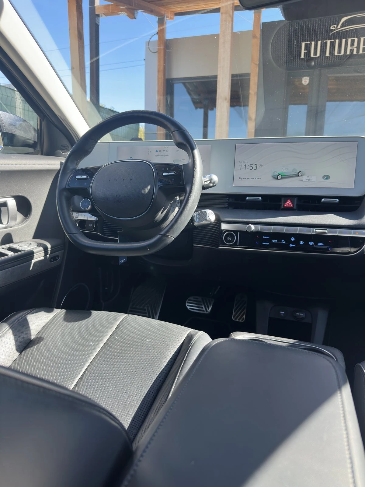 Hyundai Ioniq 5 72.6KWh/PROJECT 45/SOLAR/4X4/305К.С, снимка 8 - Автомобили и джипове - 56336260